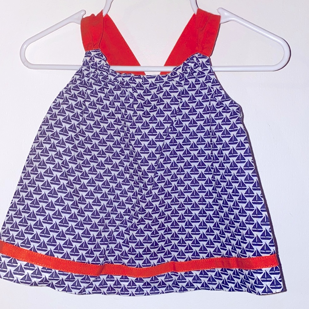 JANIE AND JACK RED WHITE AND BLUE SHIRT WITH BOW STRAP DETAIL 6-12 Months